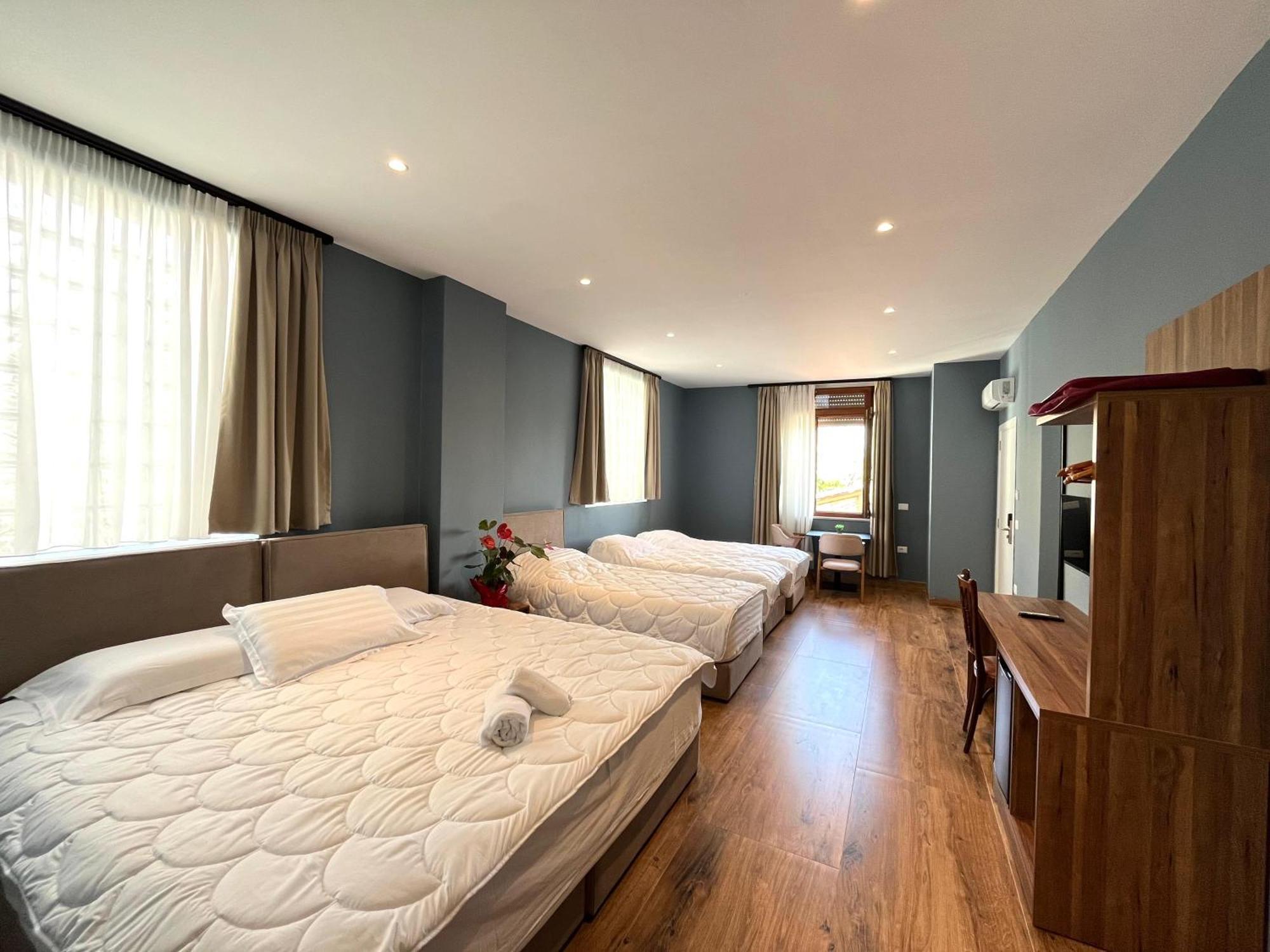 Gjuhadoli Hotel Restaurant Shkodër Esterno foto