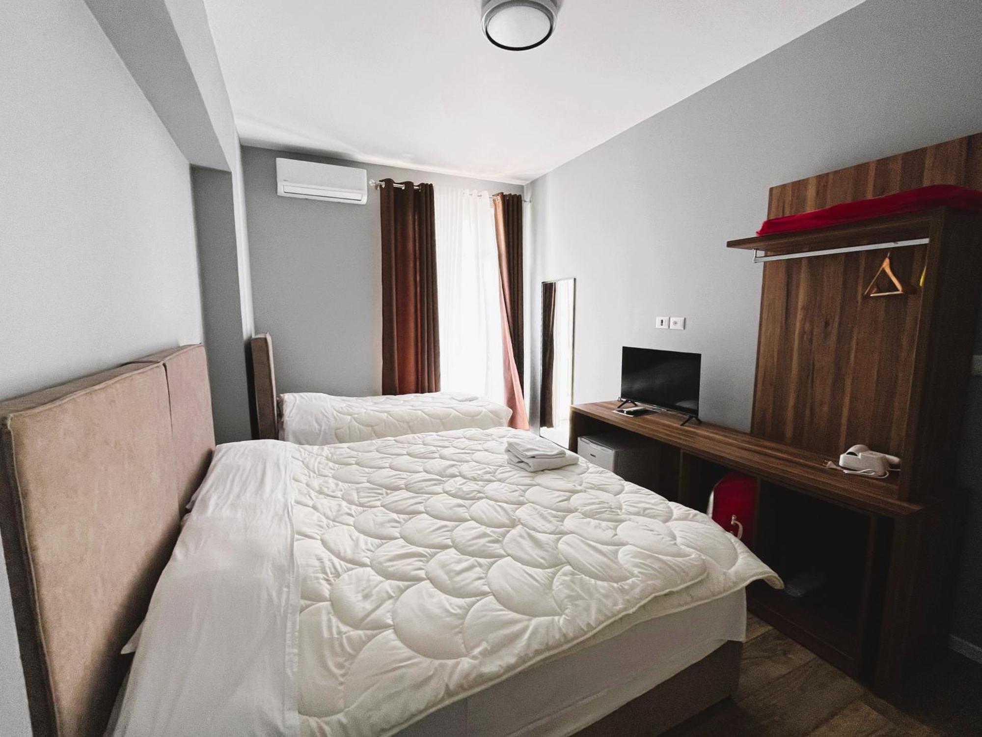 Gjuhadoli Hotel Restaurant Shkodër Esterno foto