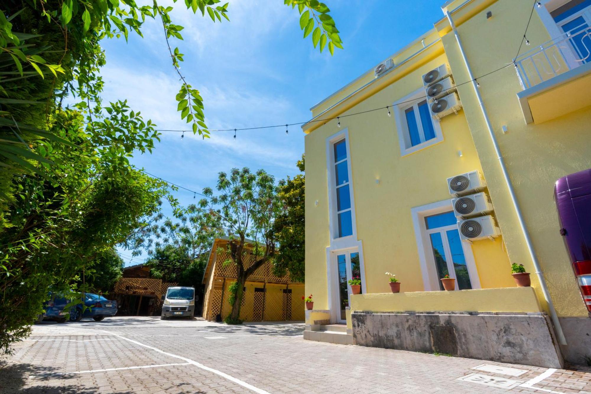 Gjuhadoli Hotel Restaurant Shkodër Esterno foto